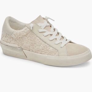 🎀NEW~DOLCE VITA Zina sneaker SIZE 6.5🎀